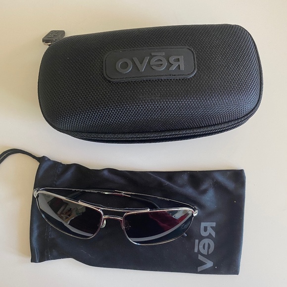REVO Aviator Sunglasses - Picture 1 of 6